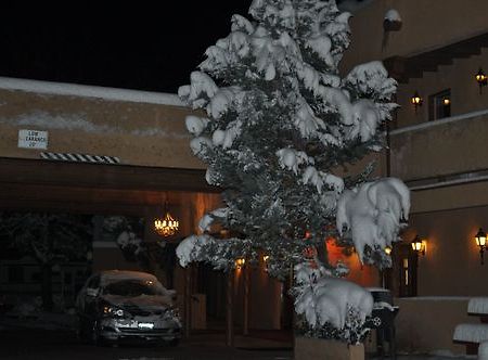 Rio Cucharas Inn วาลเซนเบิร์ก ภายนอก รูปภาพ